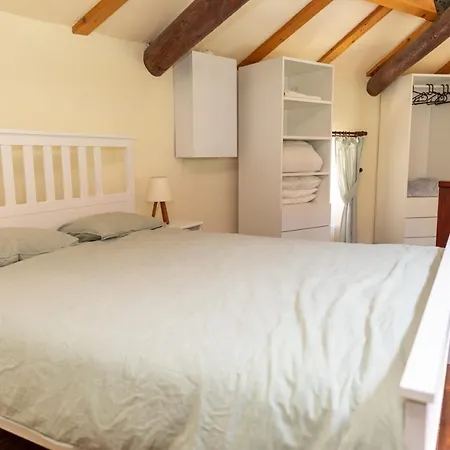 Captivating House With Private Pool Surrounded By Olive Grove In Seferihisar セェフェリヒサール