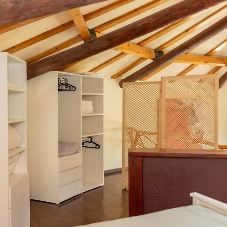 Captivating House With Private Pool Surrounded By Olive Grove In Seferihisar ヴィラ セェフェリヒサール